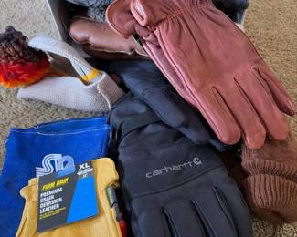 170 mixlotofleatherworkandwinterglove