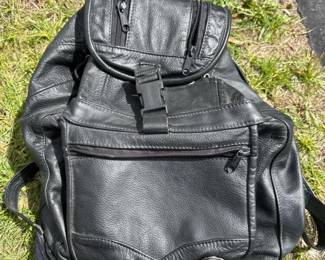 263 blackleatherbackpackwithmultiplepoc