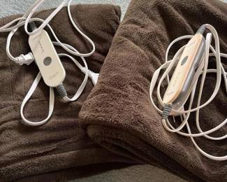 235 sunbeamheatedthrowblanketpair