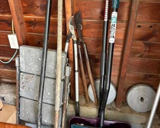 281 gardentoollotcraftsmansnowshovelst
