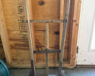 090 vintagewoodenhandtruckdolly
