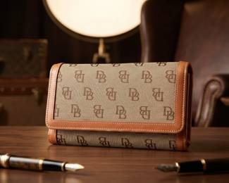 Dooney & Bourke