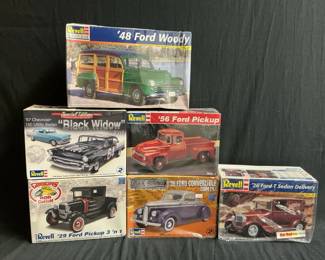 Revell Model Cars feat. 57 Chevy Black Widow