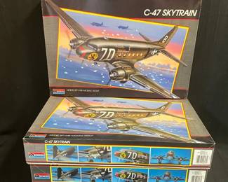 Monogram Model Kits feat. C47 Skytrain