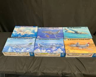 Trumpeter Model Airplanes feat. Skywarrior  Vigilante