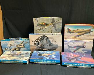 Hasegawa Hobby Kits feat. Seaking Desert Storm