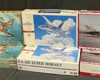 Hasegawa Hobby Kits feat. Super Hornet