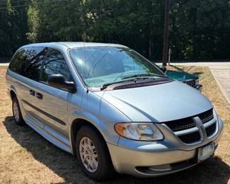 2005 Braunability Van 13k miles