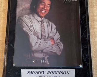 Smokey Robinson Autograph