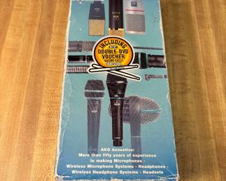 AKG Acoustics C1000S Microphone