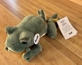 Steiff Cappy Frog