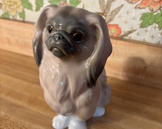 Lladro Pekingese 