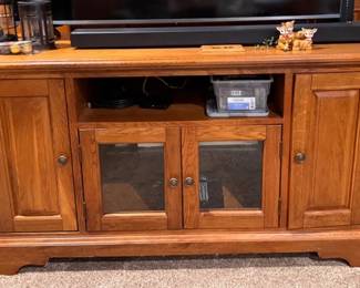 Media cabinet