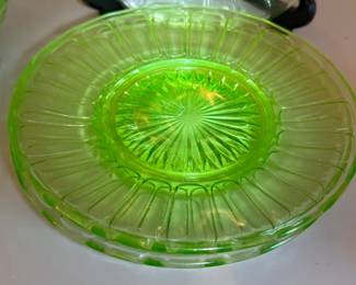 Uranium glass plates