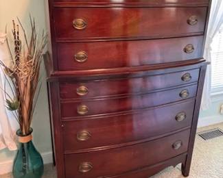 Dixie Furniture chest of drawers