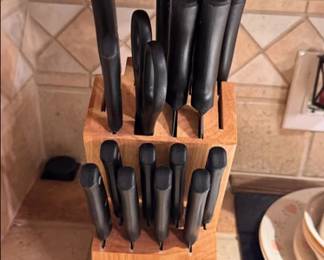 Knife block with Miracle Blade World Class knives