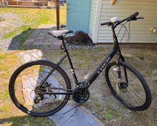 Trek Verve lowstep hybrid bike