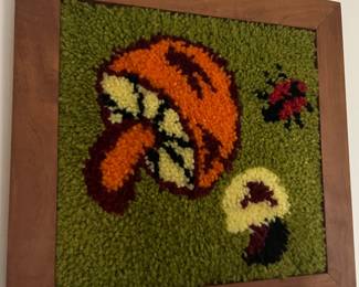 Latch hook rug mushroom
