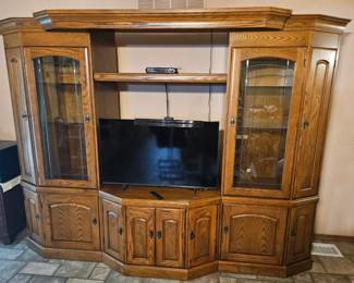 Oak entertainment center - 3 separate pieces! Becomes 2 china cabinets and middle pedestal; Samsung 43" 2025 Model Smart TV w/ remote