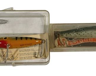 4022 - 2 Vintage Lures In Box