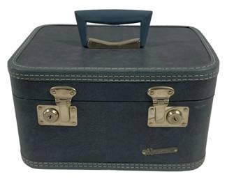 5038 - Monarch Hard Shell Cosmetic Case - 13.75 x 8 x 10
