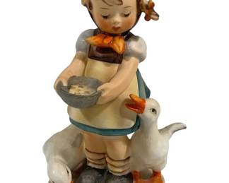 4183 - Goebel Be Patient - 7" Tall