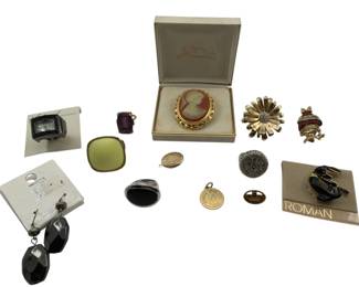 8097 - 6 Rings, 1 Pair of Earrrings, 4 Pins & 2 Pendants (Description): for Necklaces