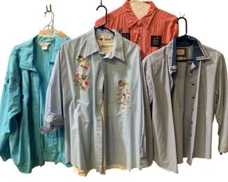 8025 - 5 Assorted Women's Clothing - Size L-1X