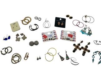 8042 - Lot of Assorted Women's Earrings