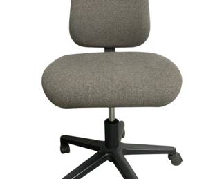 3041 - Rolling Office Chair - 38 x 19 x 21