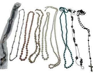 8043 - Lot of Assorted Women's Necklaces