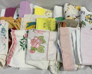 5320 - Assorted Vintage Embroidered Pillow Cases & Others
