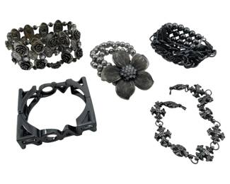 8054 - Lot of Assorted Women's Bracelets