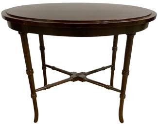 8206 - Mahogany Side Table - 21 x 25 x 17