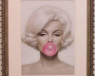 9029 - Marilyn Monroe Bubblegum (Description): 16 X 20