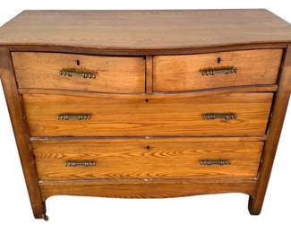 5187 - Antique 4 Drawer Dresser - 43 x 21 x 35