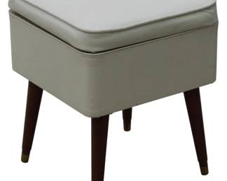 622 - Vintage Ottoman w/ storage (Description): 19 x 16 x 16