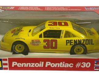 5960 - Revell Pennzoil Pontiac #30 1/24 Die Cast