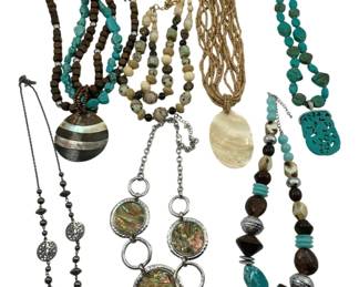 8096 - Assorted Costume Jewelry