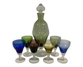 4231 - 7 Glass Decanter Set - 10.5" Tall