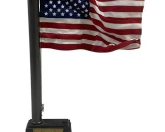6047 - American Flag Decoration - 18" Tall (Description): Plays Music