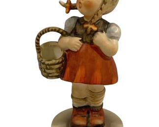 4221 - Goebel Little Shopper - 4 3/4" Tall