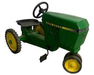 3038 - John Deere Pedal Tractor - 24 x 19 x 36