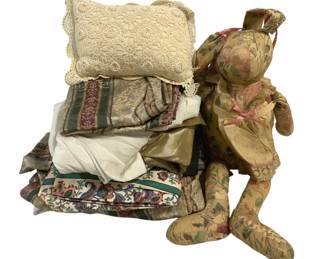 5738 - Lot of Assorted Linens & More