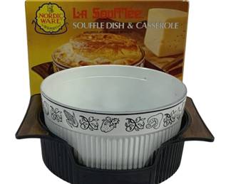 4252 - New Vintage La Soufflee Dish