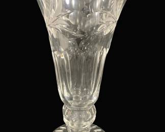 4206 - Crystal Vase - 8.25" Tall