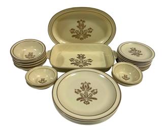 5286 - 25pc Pfaltzgraff China