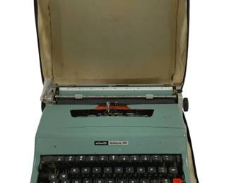 4354 - Olivetti Lettera 32 Typewriter - 11 x 14 x 4 (Description): Used as is electric/electronic/mechanical item. No guarantee all components, untested.