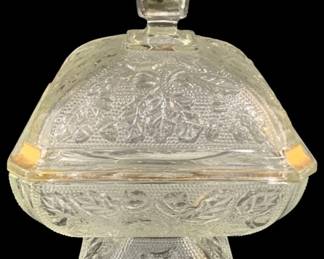6608 - Glass Candy Dish - 7 x 5.5 x 5.5