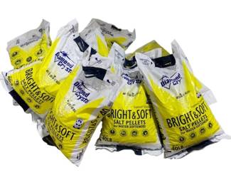 6561 - 8 Diamond crystal 40lb Salt Pellets Bags